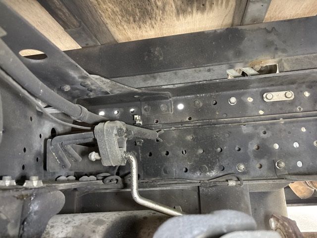 2008 Isuzu Elf ヒラ auction photo 18