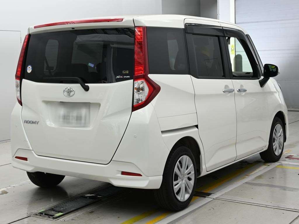 2022 Toyota Roomy G-T auction photo 2
