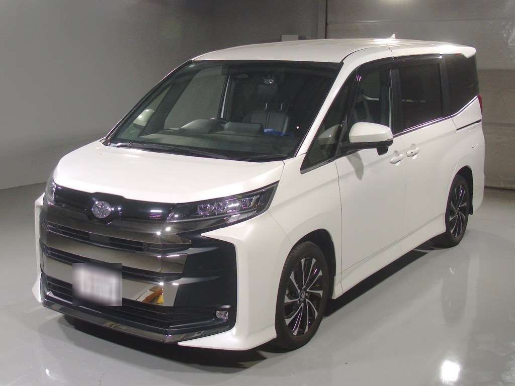 Japan Auction Vehicles 4 2022 Toyota Noah S-Z auction photo