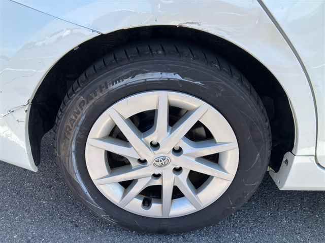 2015 Toyota Prius Alpha S auction photo 8