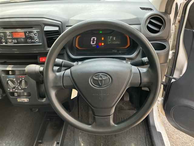 2019 Toyota Pixis Epoch B SA III auction photo 3