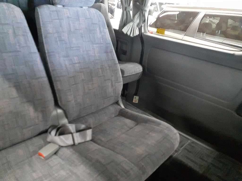 2006 Toyota Hiace グランドキャビン auction photo 11