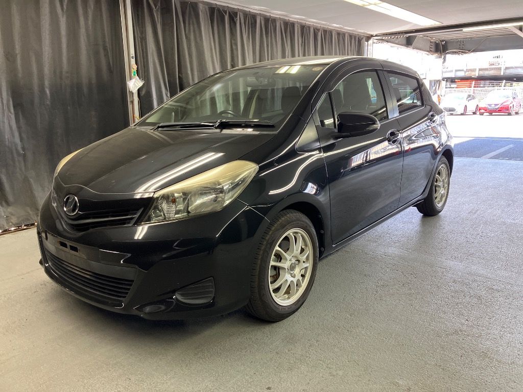 2012 Toyota Vitz U Smart Stop Package auction photo 5