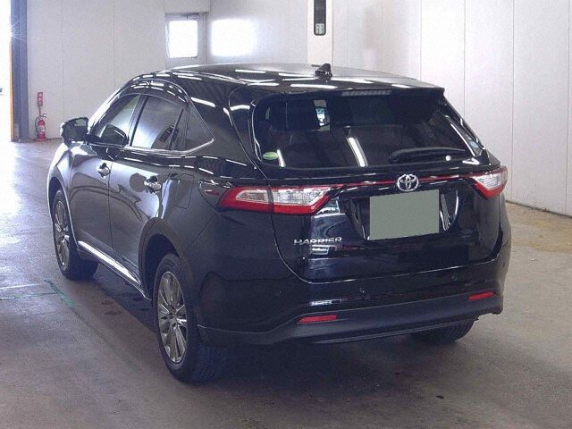 2019 Toyota Harrier Premium 4WD Japan auction vehicle