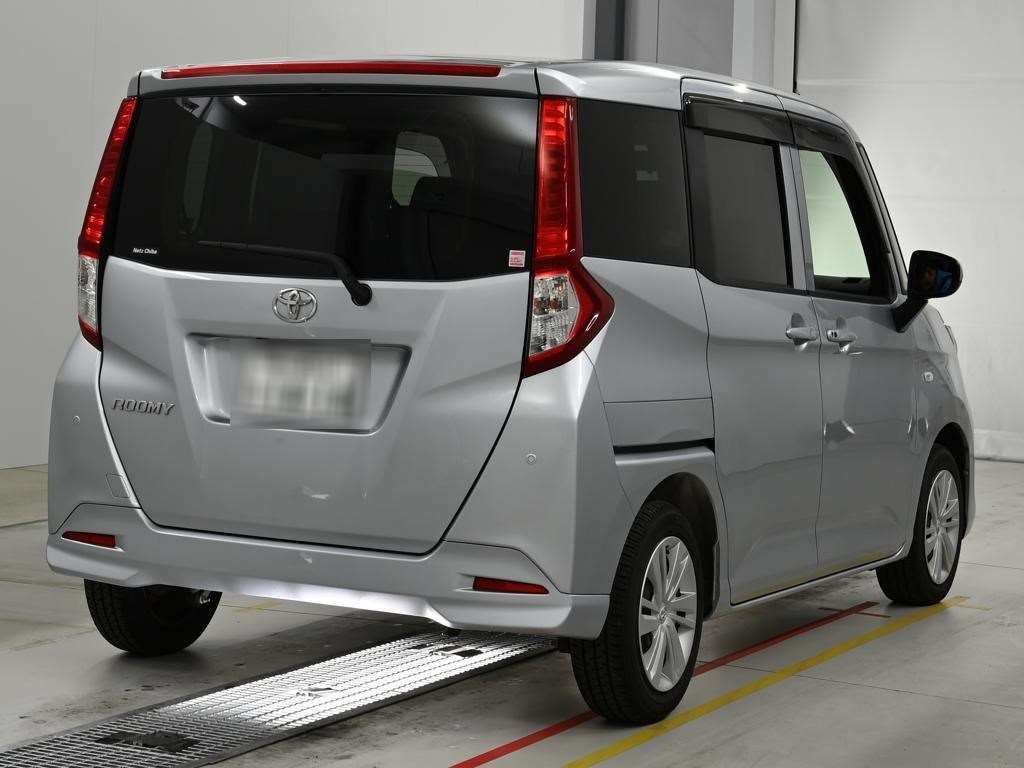 2021 Toyota Roomy ジョシュセキリフトアップシャ auction photo 2