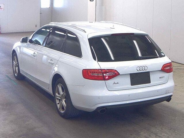2013 Audi A4 Avant auction photo 2