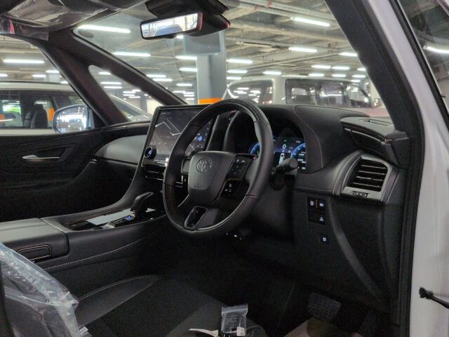 2026 Toyota Vellfire Z Premier auction photo 3