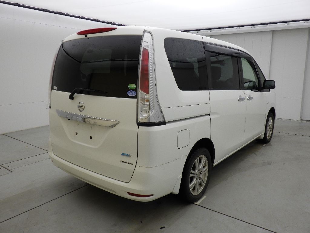 2013 Nissan Serena 4WD 20X auction photo 2