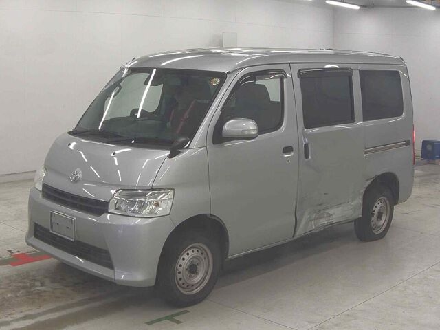 2022 Toyota TownAce Van GL auction photo 4