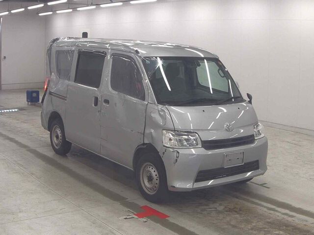 2022 Toyota TownAce Van GL Japan auction vehicle