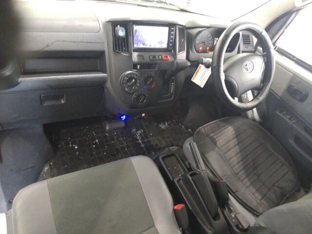 2022 Toyota TownAce Van GL auction photo 6