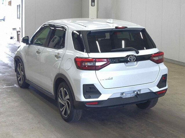 2024 Toyota Raize Z 4WD auction photo 2