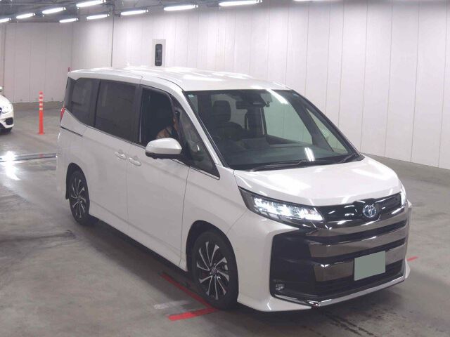 Japan Auction Vehicles 8 2025 Toyota Noah Hybrid S-Z auction photo