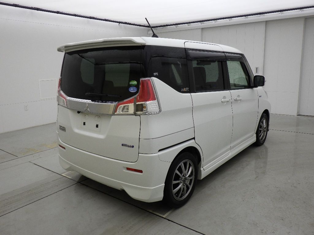 2015 Mitsubishi デリカD:2 4WD ハイブリッドMZ auction photo 2