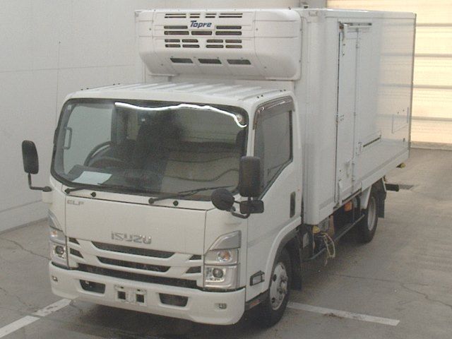 Japan Auction Vehicles 10 2021 Isuzu Elf Refrigerated and frozen trucks auction photo