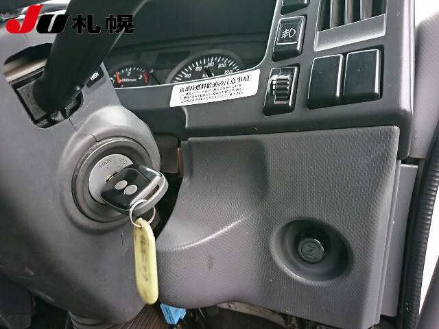 2012 Isuzu Forward クレーン auction photo 5