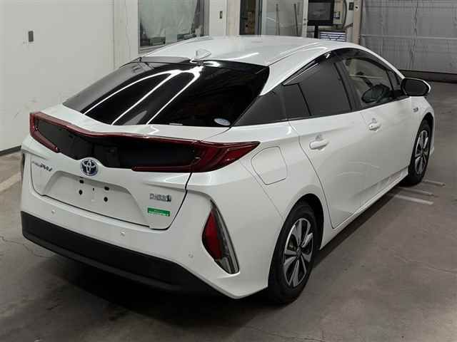 2020 Toyota Prius PHEV Sセーフティパッケージ auction photo 5