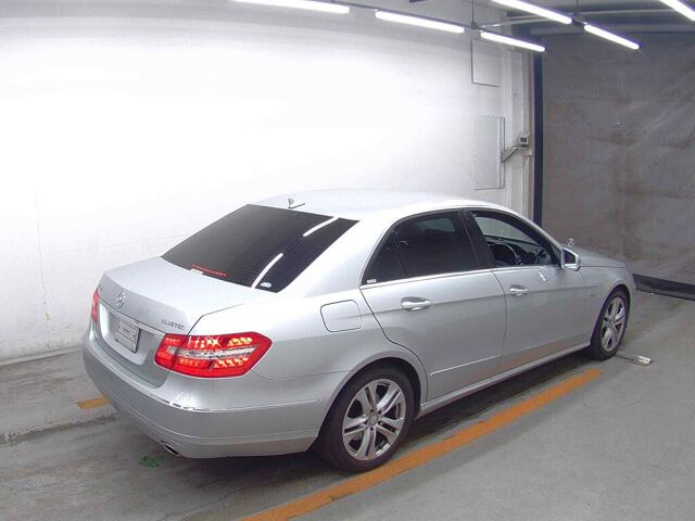2010 Mercedes-Benz E-Class E350 BlueTEC AG auction photo 5