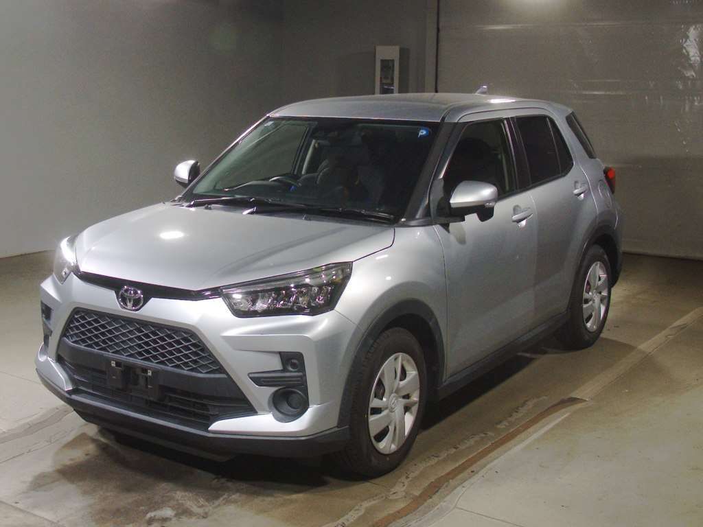 Japan Auction Vehicles 4 2021 Toyota Raize X S auction photo