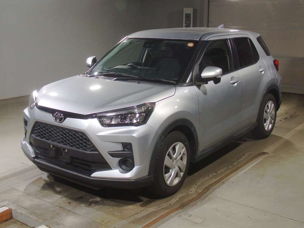 Japan Auction Vehicles 4 2021 Toyota Raize X S auction photo