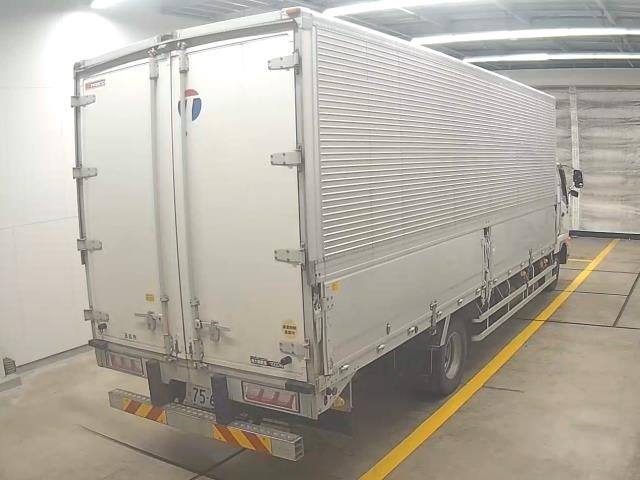 2018 Mitsubishi Fuso Fighter Wing auction photo 2