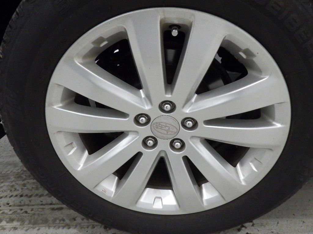 2011 Subaru Forester 2.0XS auction photo 9