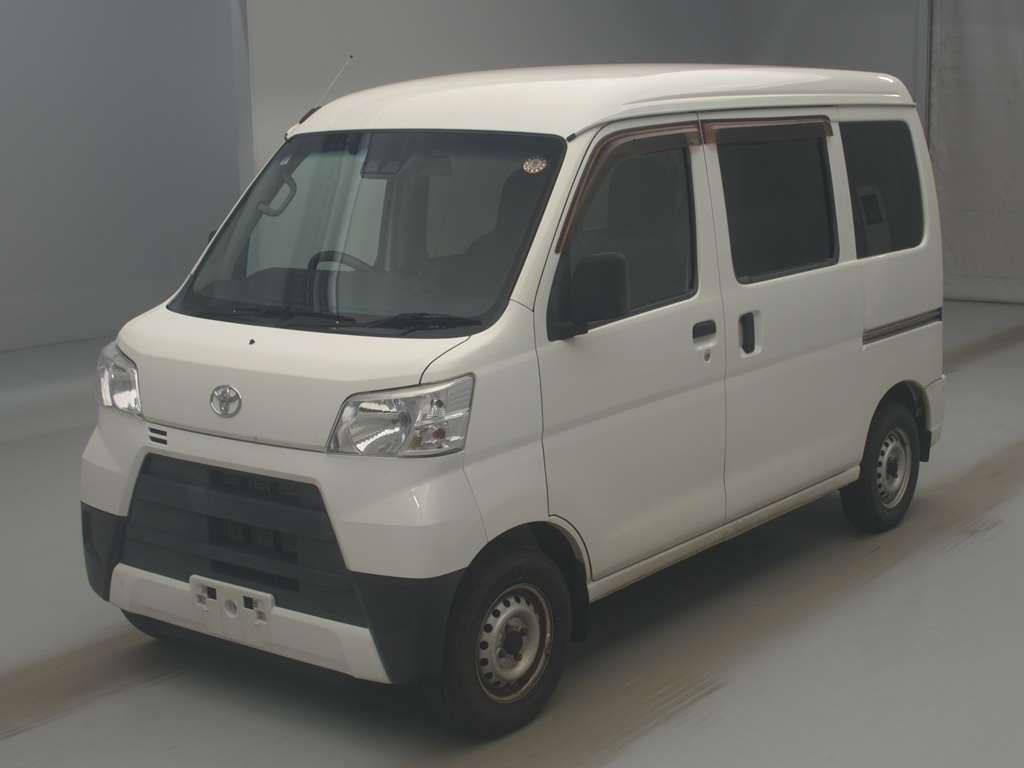 2018 Toyota Pixis Van デラックス SA III 4WD Japan auction vehicle