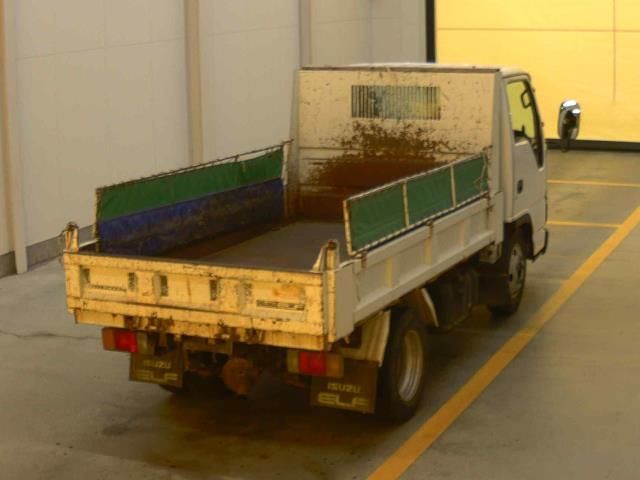 2006 Isuzu Elf dump auction photo 2