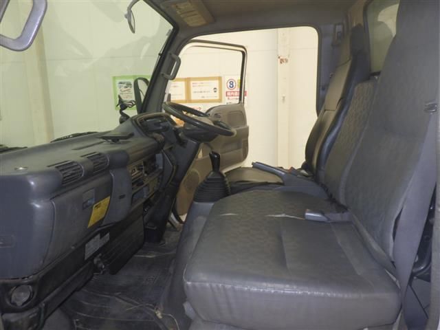 2006 Isuzu Elf dump auction photo 8
