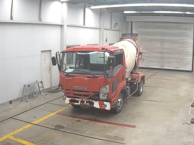 Japan Auction Vehicles 10 2009 Isuzu Forward mixer auction photo