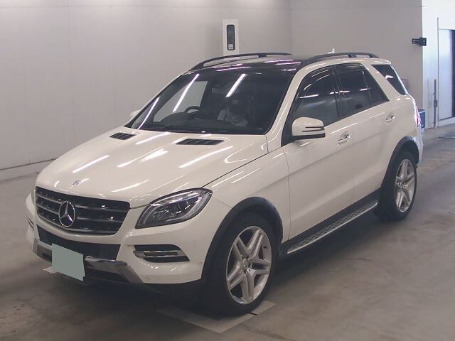 2013 Mercedes-Benz Mクラス ML350ブルテック4M 4WD auction photo 4