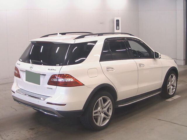2013 Mercedes-Benz Mクラス ML350ブルテック4M 4WD auction photo 5