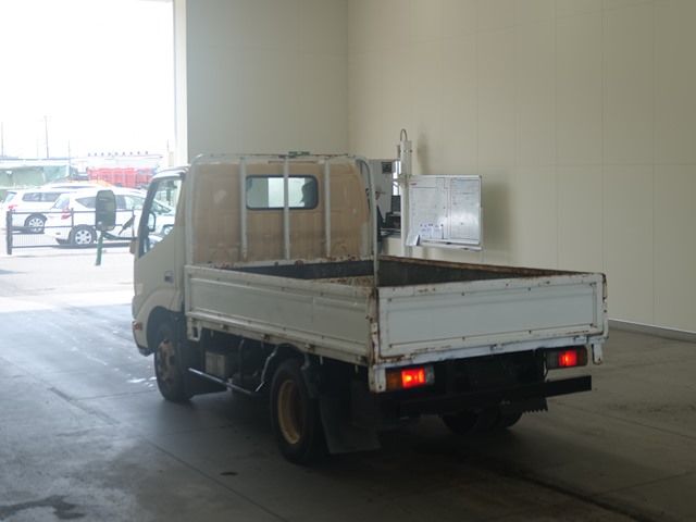 2012 Toyota Dyna ヒラ auction photo 2