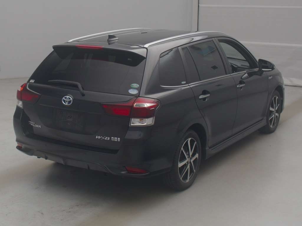 2018 Toyota Corolla Fielder auction photo 2