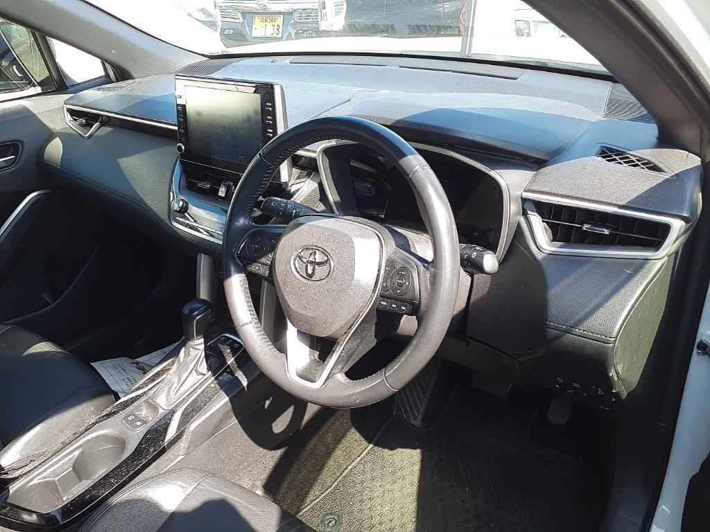 2022 Toyota Corolla Cross Hybrid Z auction photo 9