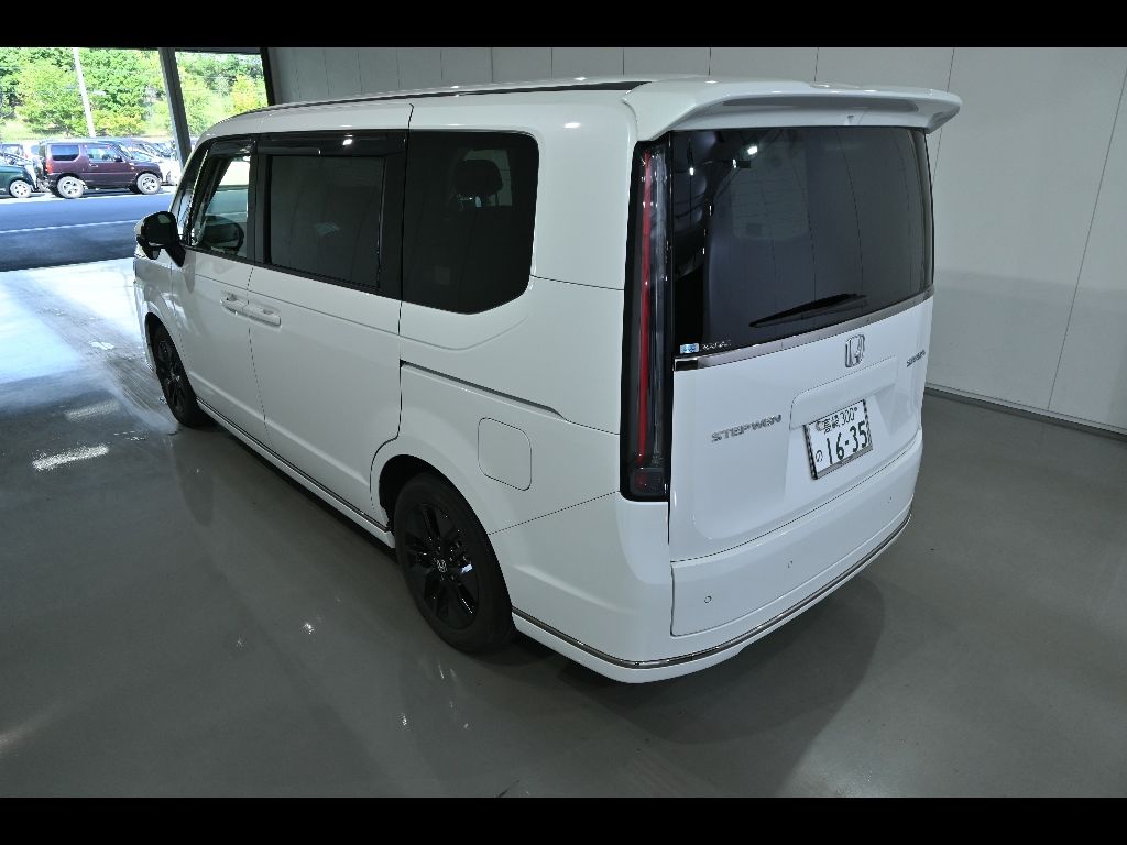 2024 Honda Stepwgn 7人 auction photo 5
