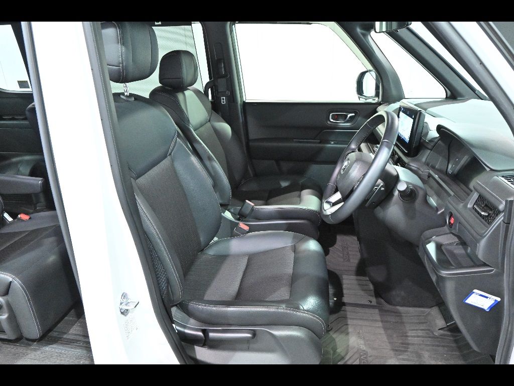 2024 Honda Stepwgn 7人 auction photo 6