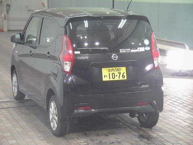 2021 Nissan Dayz 4WD X auction photo 2