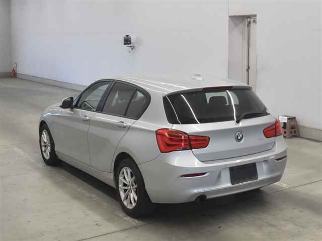 2015 BMW BMW1シリーズ 118i auction photo 2
