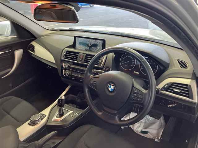 2015 BMW BMW1シリーズ 118i auction photo 3