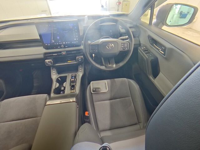2026 Toyota RAV4 Z 4WD auction photo 3