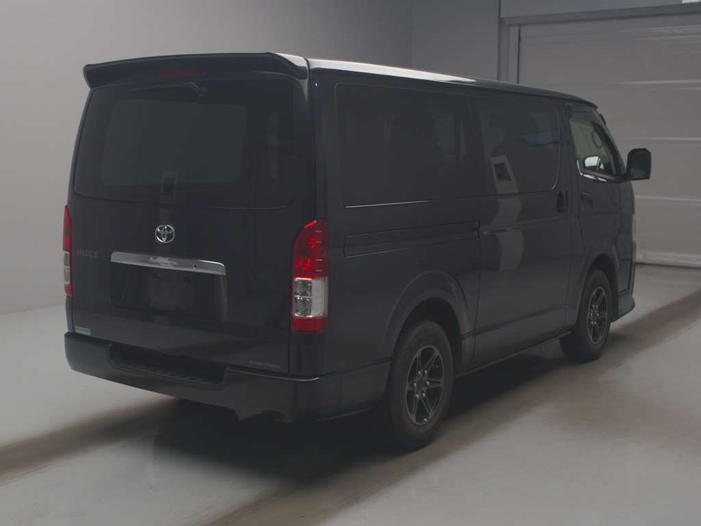 2021 Toyota Hiace Long DX GL Package auction photo 2