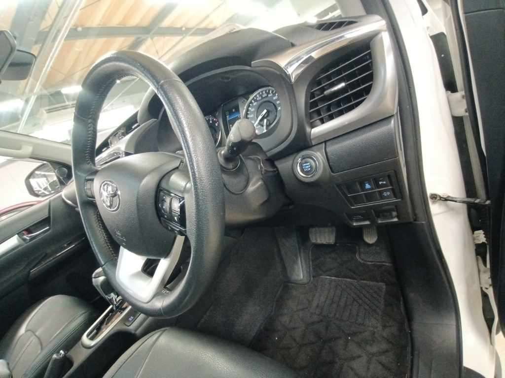 2021 Toyota Hilux Z 4WD auction photo 9