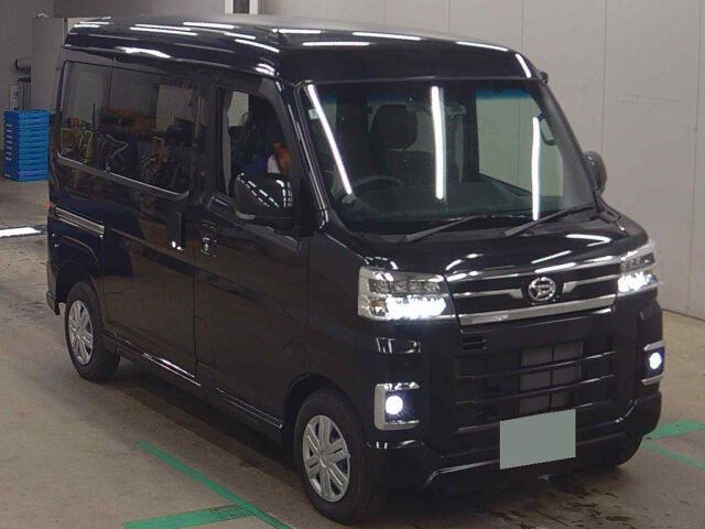 2025 Daihatsu アトレー RS 4WD Japan auction vehicle