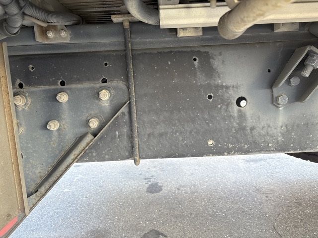 2011 Isuzu Giga Aluminum Wing auction photo 14