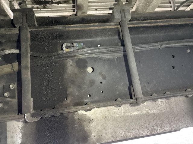 2011 Isuzu Giga Aluminum Wing auction photo 16