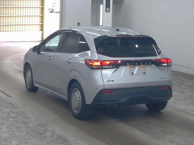 2021 Nissan Note S auction photo 2