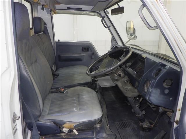 1989 Toyota Hiace Flatbed auction photo 5