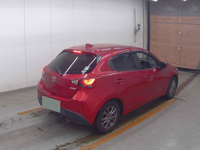 2018 Mazda Demio 13Sツーリング auction photo 5