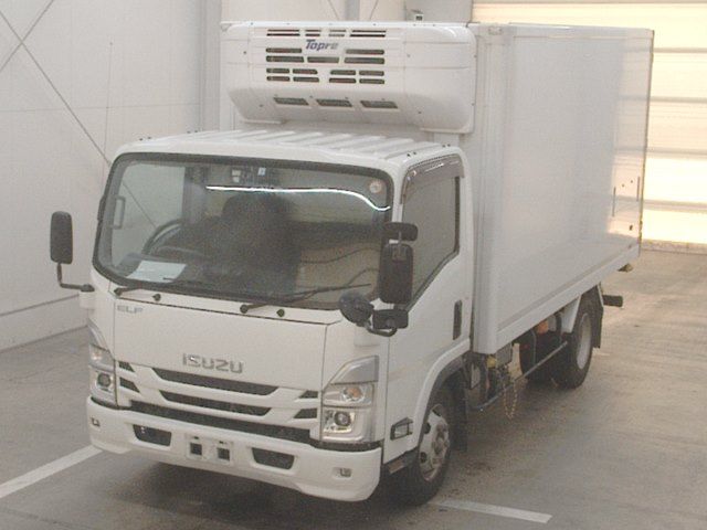 Japan Auction Vehicles 10 2021 Isuzu Elf Refrigerated and frozen trucks auction photo